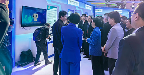 第十二屆APEC中小企業(yè)技術交流暨展覽會盛大開幕，工信部副部長徐曉蘭到和普威視展廳巡館指導